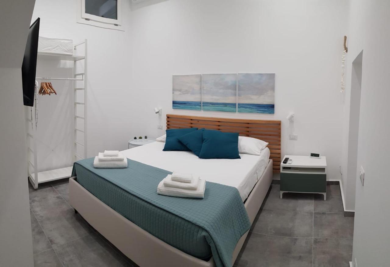 Cavour 45 - Ortigia Apartments Syracuse Esterno foto